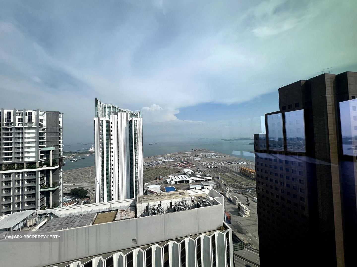 Hub Synergy Point (D2), Office #599794721